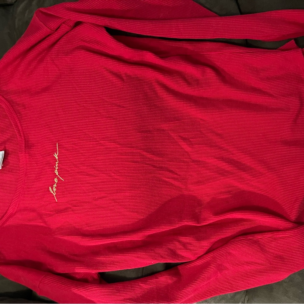 VS long sleeve shirt